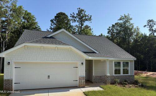 9626 W Oaklawn Rd, Biloxi, MS, 39532-7815 | Card Image