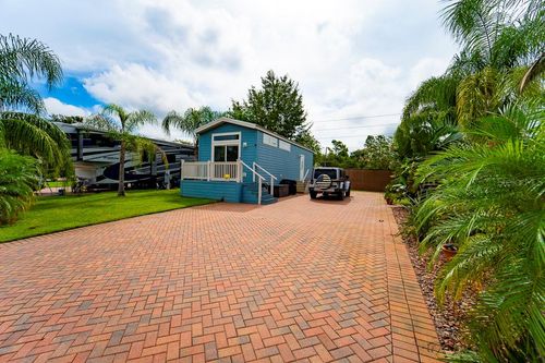 6955 Amanda Vista Cir, LAND O LAKES, FL, 34637-7874 | Card Image