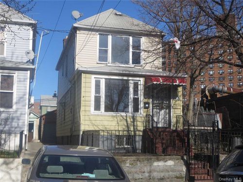 55-43 97th St, Corona, NY, 11368 | Card Image