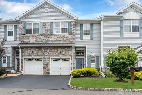 27 Hanna Ln, South Amboy, NJ, 08879-2927 | Card Image