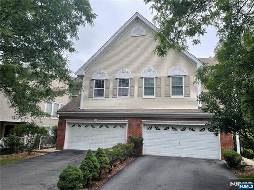 67 Gannett Ct, Wayne, NJ, 07470-8467 | Card Image