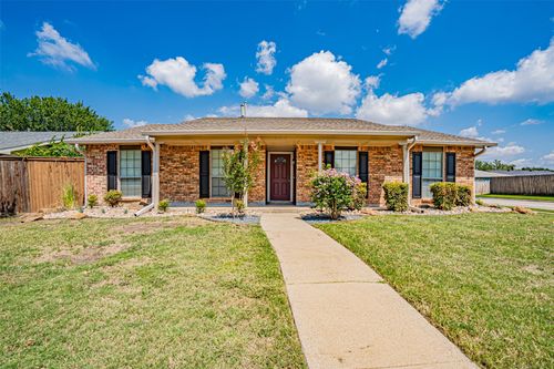4933 Crawford Dr, The Colony, TX, 75056-1656 | Card Image