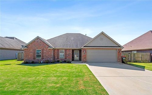 783 Amethyst Ave, Bethel Heights, AR, 72764-9098 | Card Image