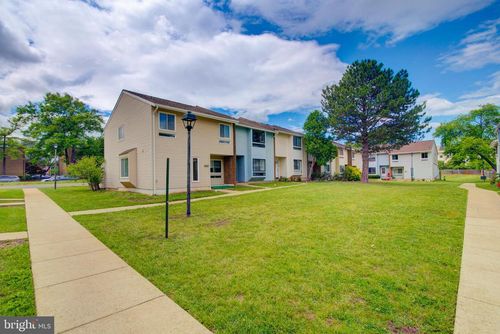 7514 Clemson Ct, MANASSAS, VA, 20109-7201 | Card Image