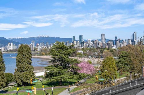 5-2410 Cornwall Ave, Vancouver, BC, V6K1B8 | Card Image