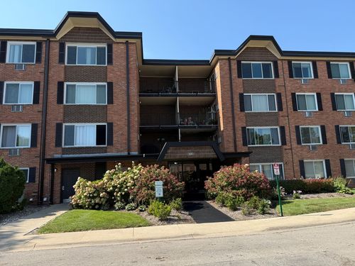 apt-404-1106 S New Wilke Rd, Arlington Heights, IL, 60005-2905 | Card Image