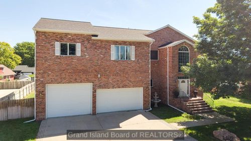 1409 S Harrison St, Grand Island, NE, 68803-6356 | Card Image