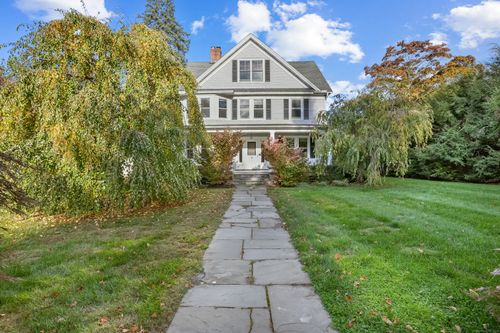 8 Mountain View Avenue, Ridgefield, CT, 06877 | Card Image