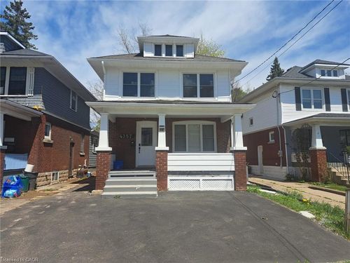 4357 Seneca St, Niagara Falls, ON, L2E1G5 | Card Image