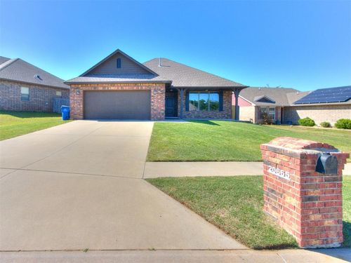 20665 Autumn Trl, Harrah, OK, 73045-8140 | Card Image
