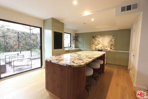 3-831 14th St, Santa Monica, CA, 90402 | Card Image