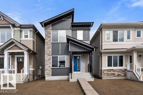 18816 28 Ave Nw, Edmonton, AB, T6M0X2 | Card Image