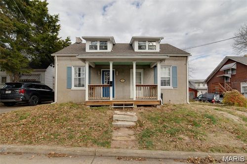 317 4th St, Washington, MO, 63090-2806 | Card Image
