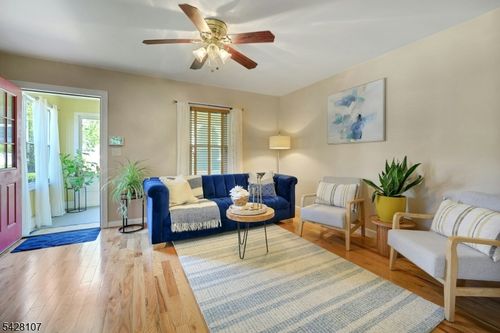 30 Virginia Ave, Montclair, NJ, 07042-2466 | Card Image
