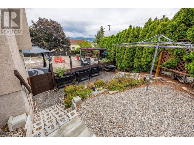 1503 Tanemura Cres, House other with 6 bedrooms, 4 bathrooms and 4 parking in Kelowna BC | Image 48