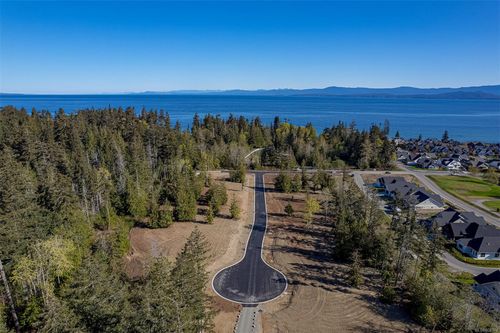 13 Camassia Close, Qualicum Beach, BC, V9K1G1 | Card Image
