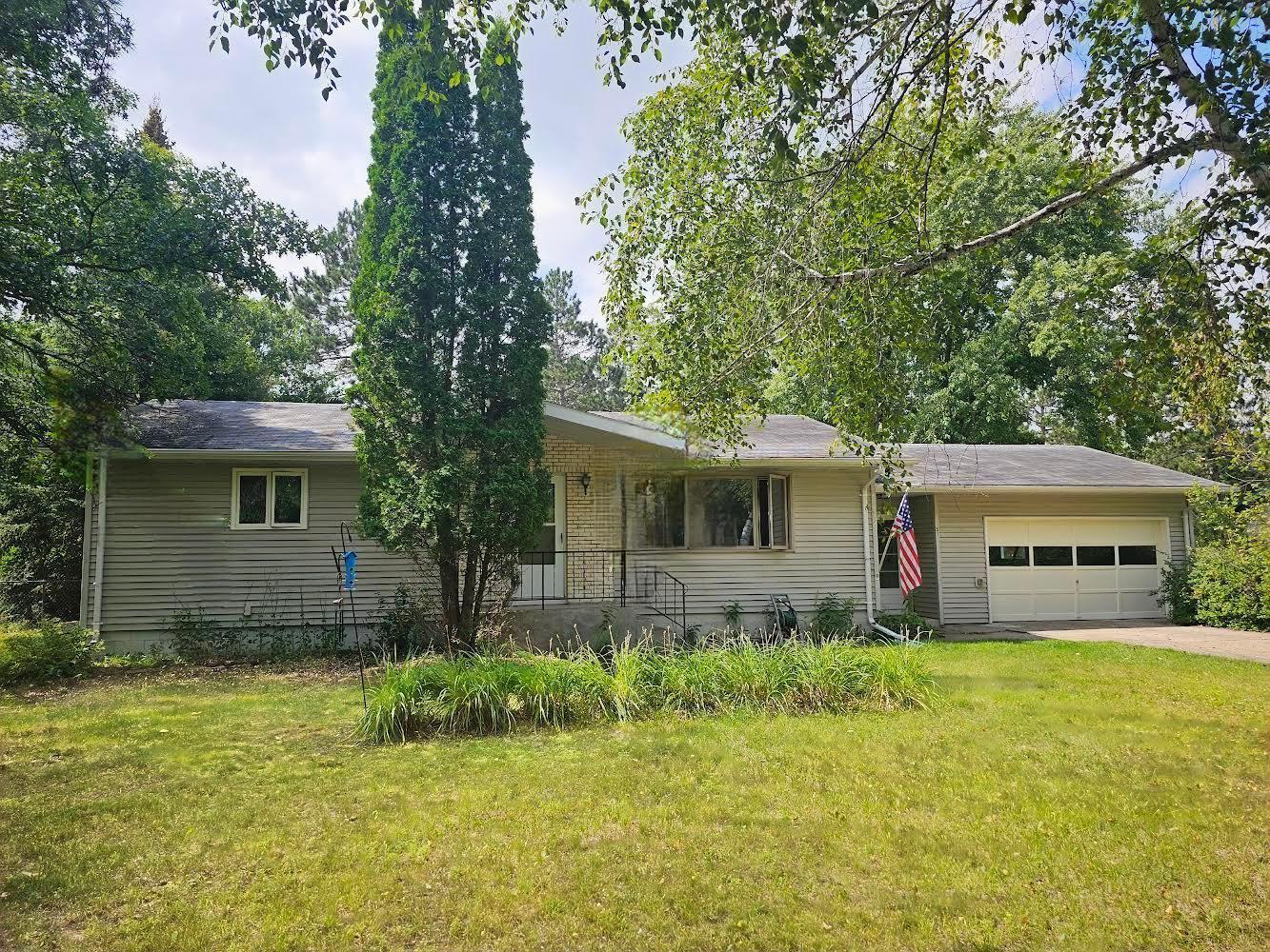 Hickory Ave, Menahga, MN 56464