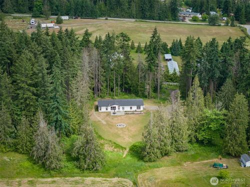 1966 Hooker Rd, Sequim, WA, 98382-7944 | Card Image