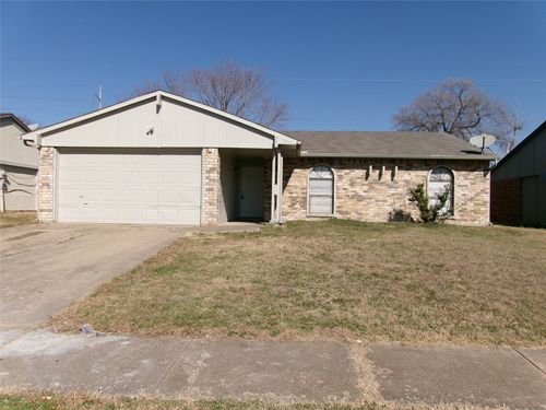 1426 Independence Trl, Grand Prairie, TX, 75052-2018 | Card Image