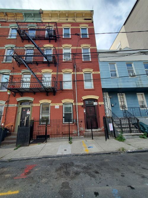 apt-3-41 Harmon St, Jersey City, NJ, 07304-2883 | Card Image