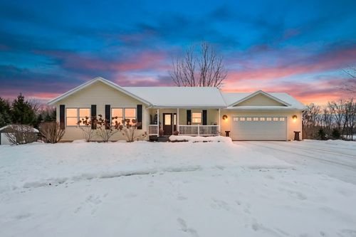 9299 26th St, Gobles, MI, 49055 | Card Image