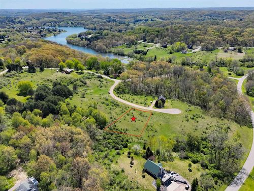 L279 L281 Matterhorn Court, Woodland, WI, 53941 | Card Image