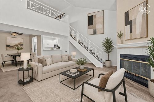 unit-152-23745 Del Monte Dr, Valencia, CA, 91355-3375 | Card Image
