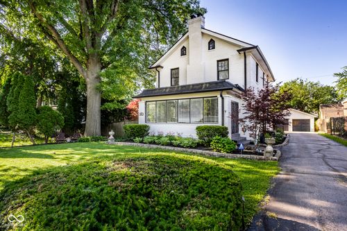 215 Berkley Rd, Indianapolis, IN, 46208-3743 | Card Image