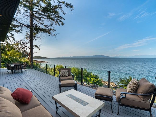 1380 Reef Rd, House other with 2 bedrooms, 4 bathrooms and 6 parking in Nanoose Bay BC | Image 54