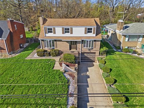 334 Jean Dr, Pittsburgh, PA, 15236-2512 | Card Image