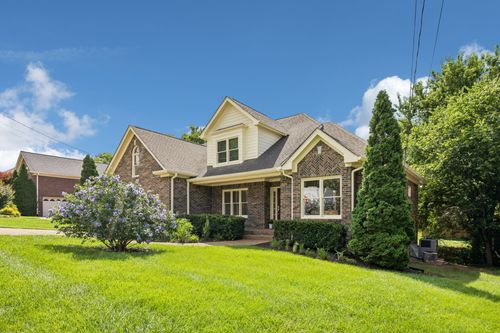 6916 Collinswood Dr, Nashville, TN, 37221-3959 | Card Image