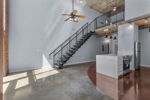 5403-2000 Bagby St, Houston, TX, 77002-8589 | Card Image