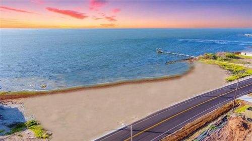 2805 Laguna Shores Rd, Corpus Christi, TX, 78418-2826 | Card Image