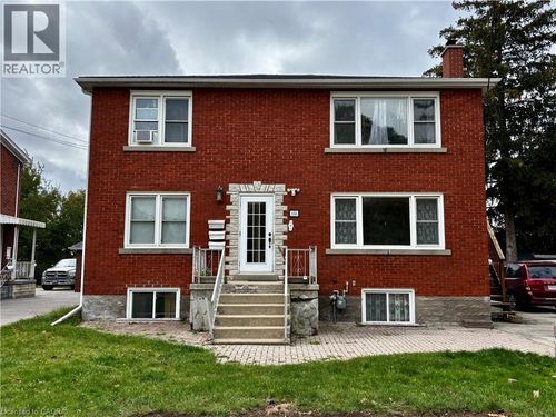 main-floor-155 Ann St, Kitchener, ON, N2B1Y2 | Card Image