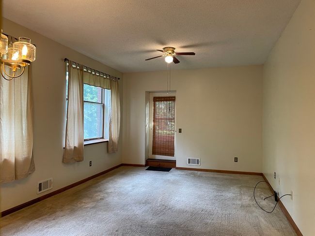 APT-14 - 60 North St, Condo with 2 bedrooms, 2 bathrooms and 1 parking in Dalton MA | Image 8