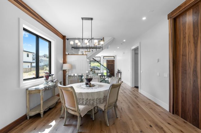 1415 Pipeline Pl, House other with 8 bedrooms, 9 bathrooms and 4 parking in Coquitlam BC | Image 6