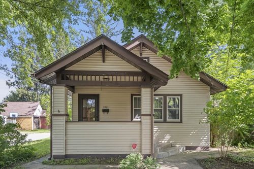 1611 Yonge St, Rockford, IL, 61103-4506 | Card Image