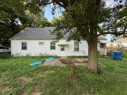 20961 Center Staff Rd, Illiopolis, IL, 62539-3522 | Card Image