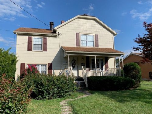 3820 Hanlin Way, Weirton, WV, 26062 | Card Image