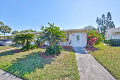 174-2202 Clubhouse Dr, SUN CITY CENTER, FL, 33573-5946 | Card Image
