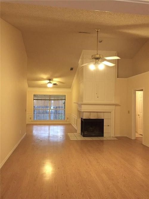 2127 Dover Dr, Carrollton, TX, 75006-2926 | Card Image