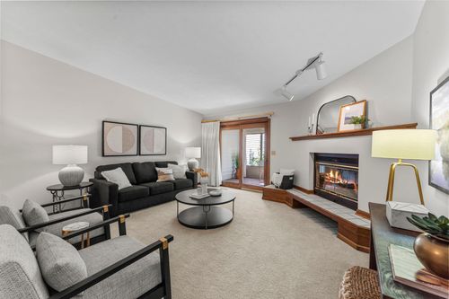 4110 Terraceview Ln N, Plymouth, MN, 55446-2527 | Card Image