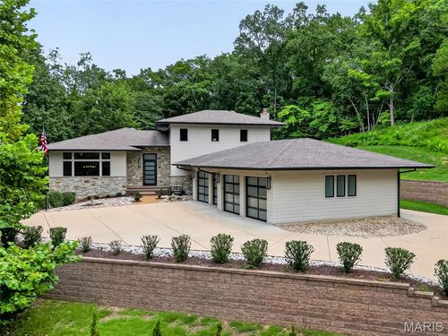 19256 Saint Albans Forest Ln, Wildwood, MO, 63038-1740 | Card Image