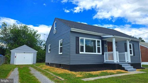 408 Bernice Ave, MARTINSBURG, WV, 25405-5045 | Card Image