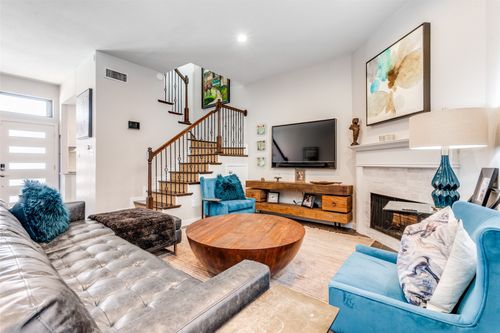 d-4126 Avondale Avenue, Dallas, TX, 75219 | Card Image