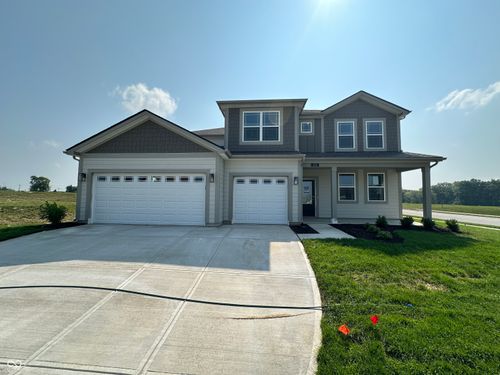 235 Highland Ave, Danville, IN, 46122-7051 | Card Image