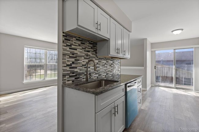 68405 Rosewood Ln, Condo with 2 bedrooms, 1 bathrooms and null parking in Richmond MI | Image 4
