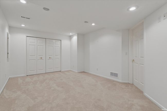 1722 Cobblestone Blvd, Condo with 3 bedrooms, 3 bathrooms and null parking in Elkhart IN | Image 25