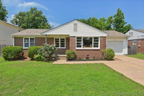 2524 Quebec Ave, Tulsa, OK, 74114-4828 | Card Image