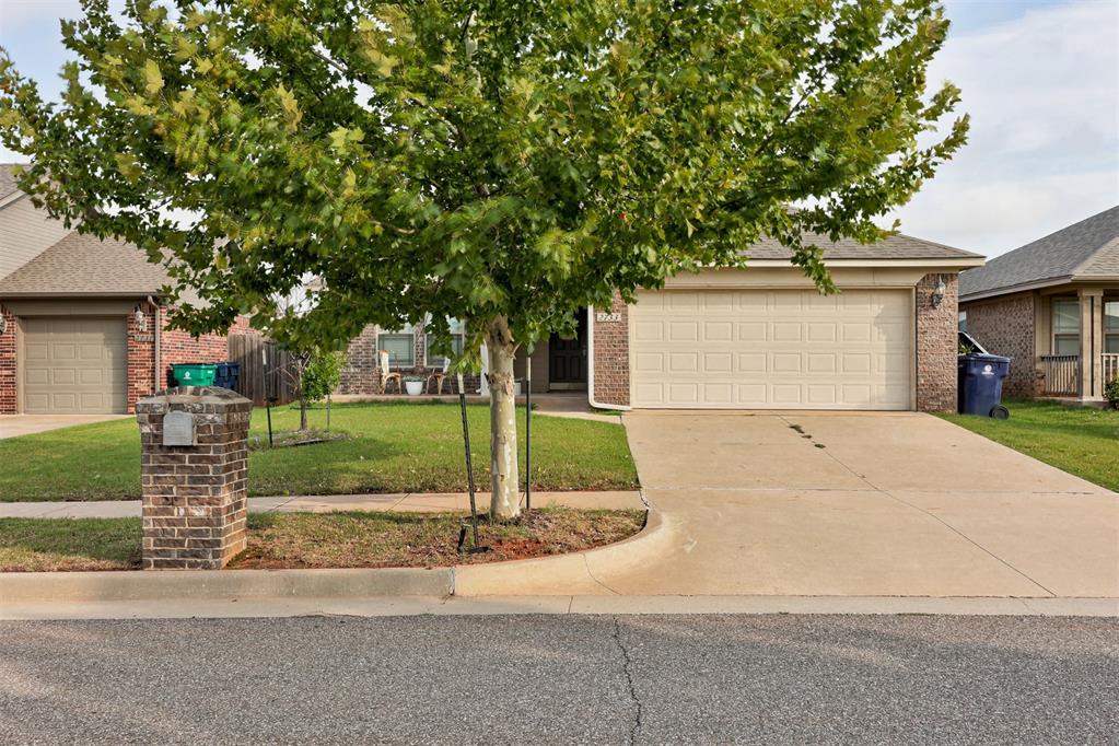 189th St, Edmond, OK 73012